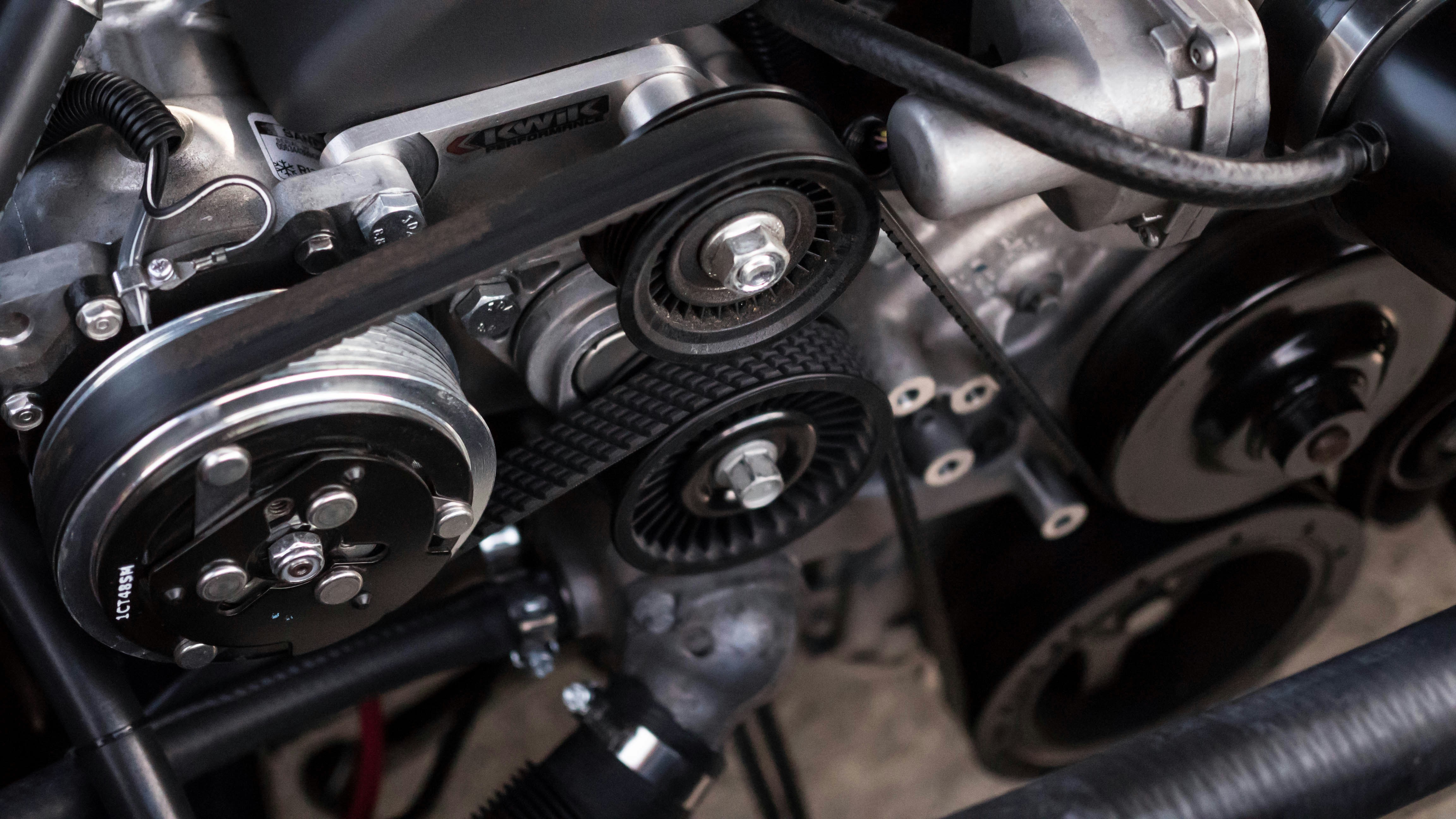 Motor- und Getriebereparatur im AutoZentrum Stein